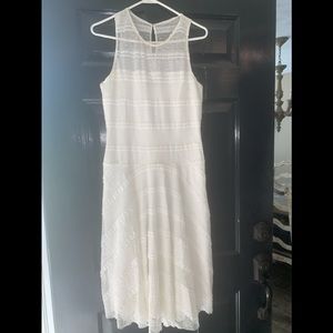 Versona Sleeveless White Dress
